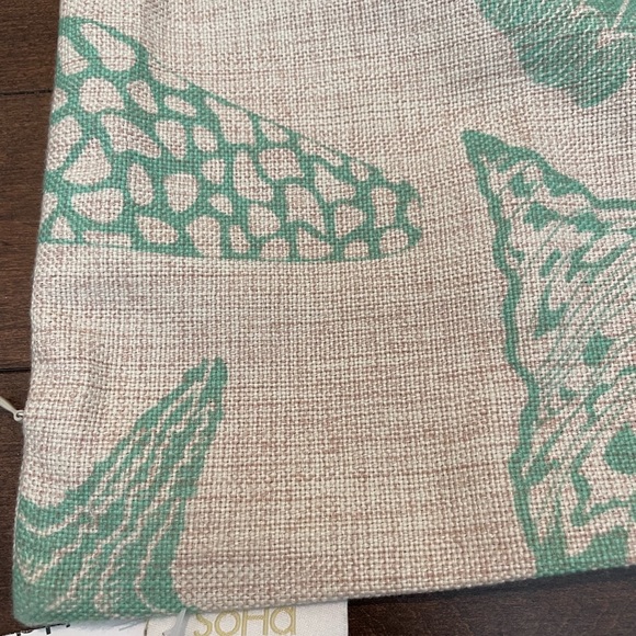 NWT Soha pillow cover - Picture 2 of 3
